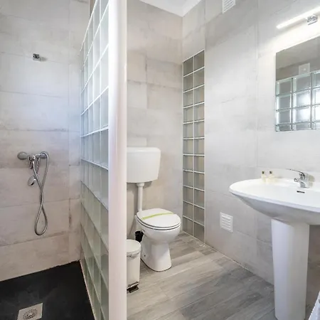 Casa Anas By Hellovacations * Albufeira